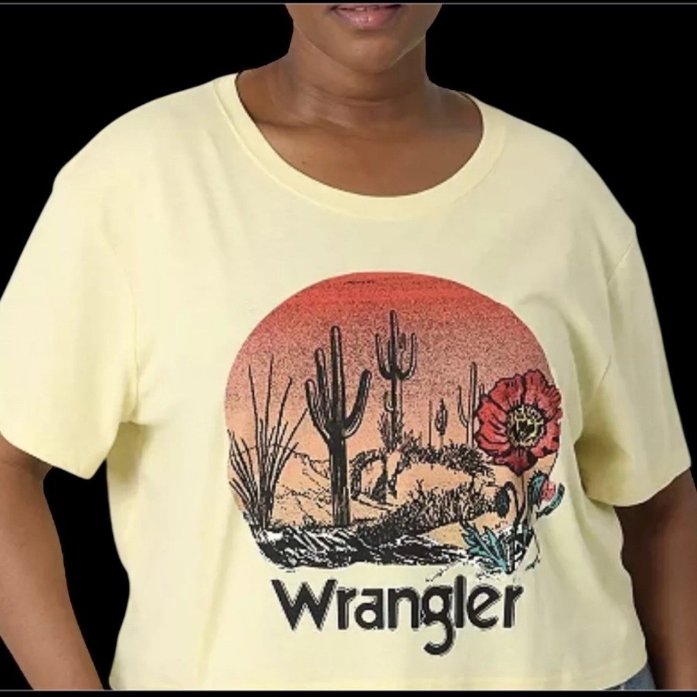 NWT Wrangler yellow cropped boyfriend tee plus size 2X cactus & desert